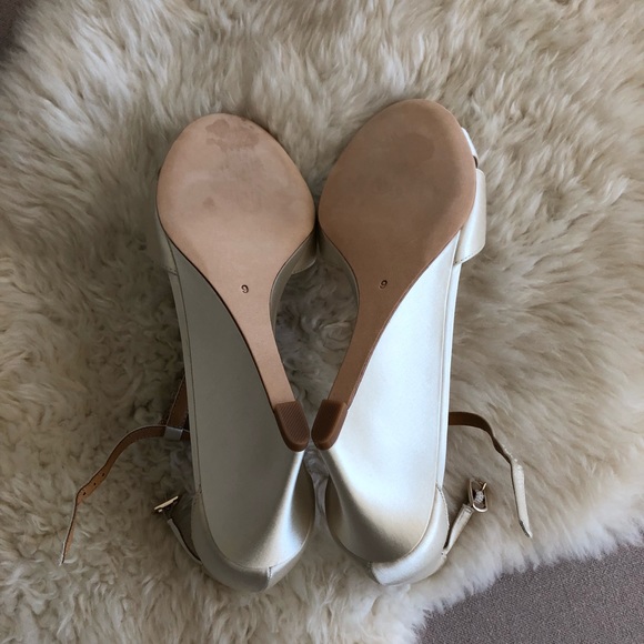 Badgley Mischka Women’s Romance Wedge Sandal - Picture 5 of 8